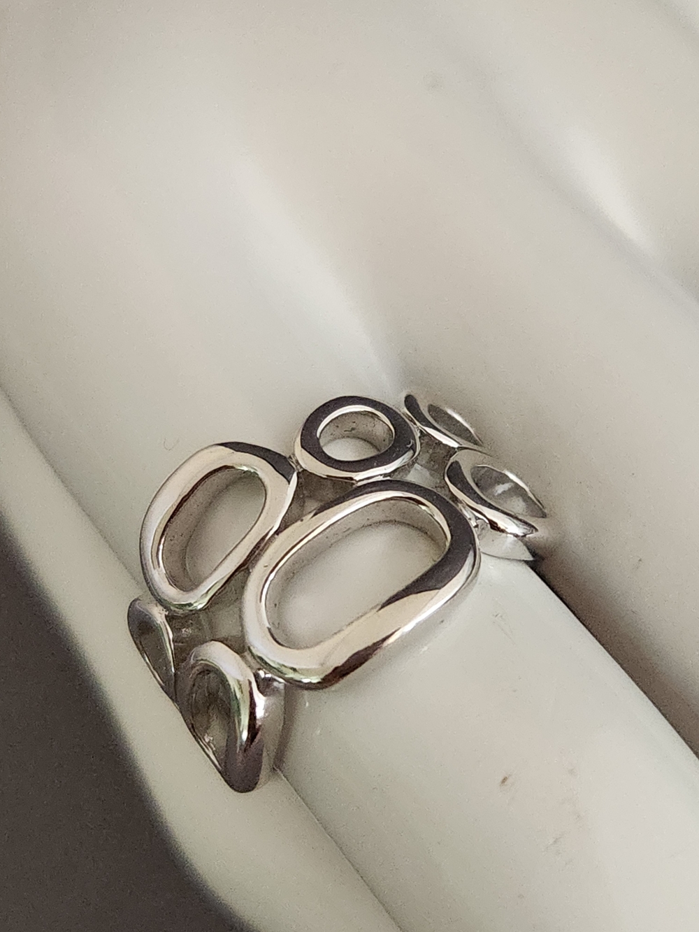 Modern Open-Link Silver Tone